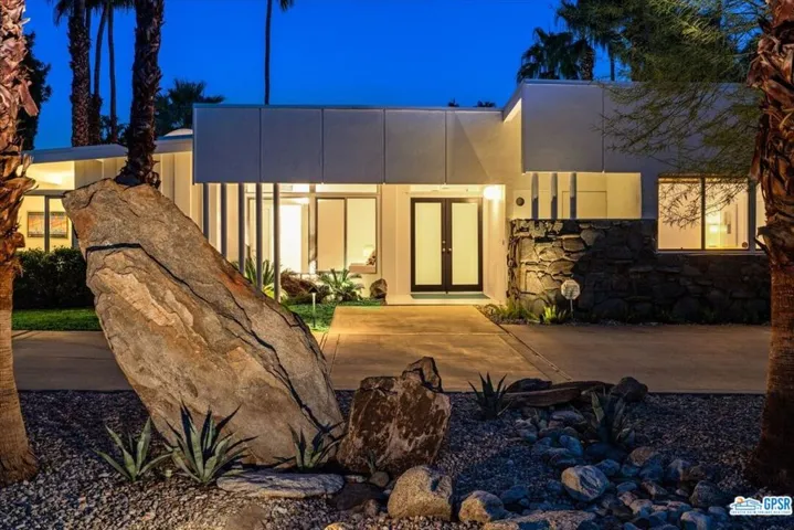 877 Via Las Palmas, Palm Springs, California 92262