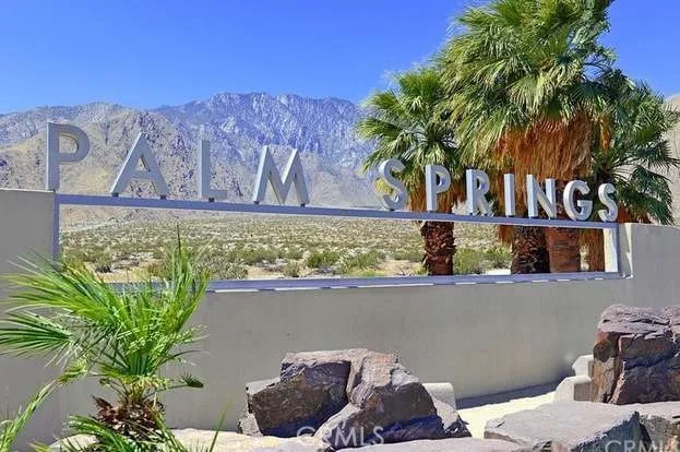 2875 N Los Felices Road 111, Palm Springs, California 92262