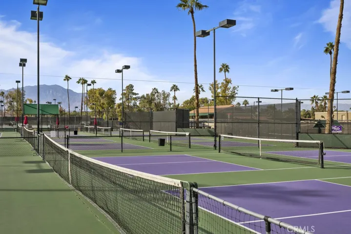 41760 Kansas Street, Palm Desert, California 92211