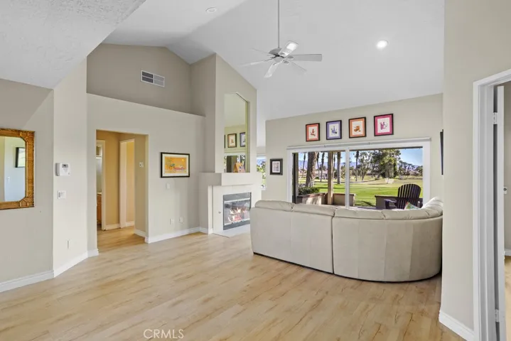 41760 Kansas Street, Palm Desert, California 92211