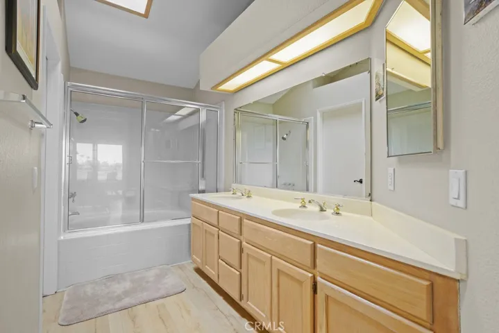 41760 Kansas Street, Palm Desert, California 92211