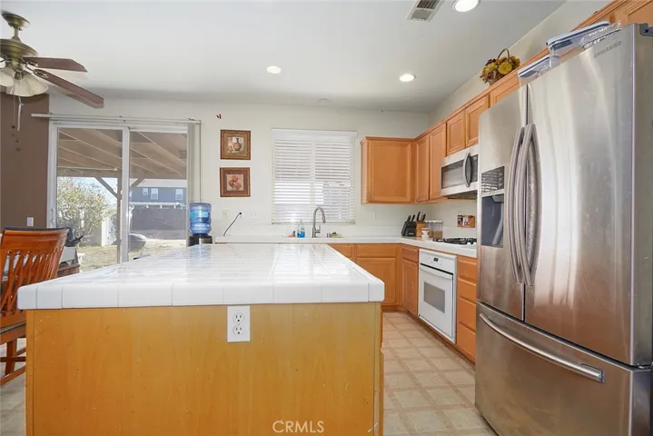 13429 Morningside Street, Hesperia, California 92344