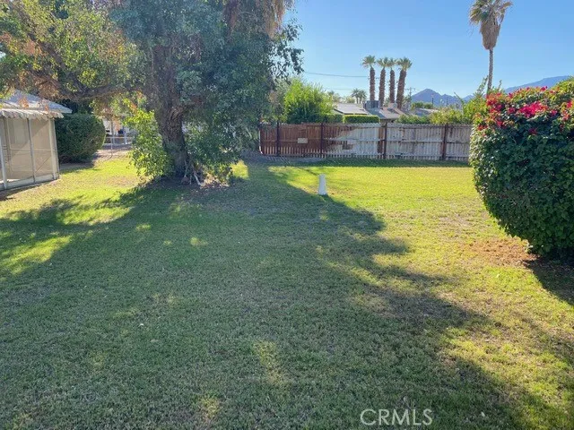 42155 Kansas Street, Palm Desert, California 92211