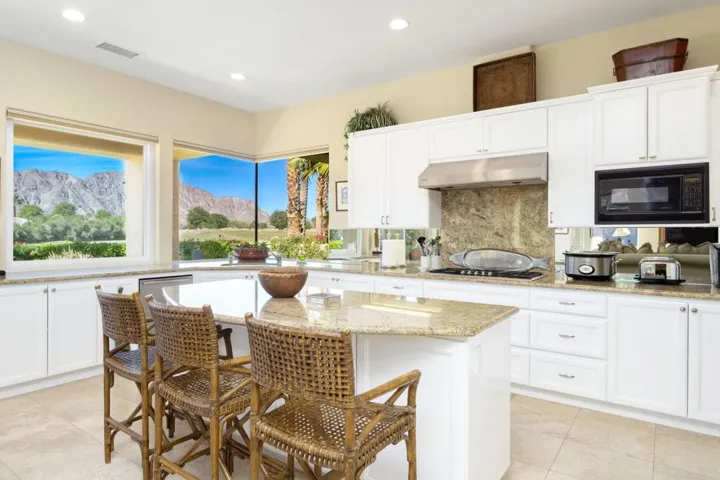 26-web-or-mls-GG_BraeBurn_1122_026