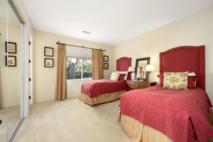 45-web-or-mls-GG_BraeBurn_1122_045