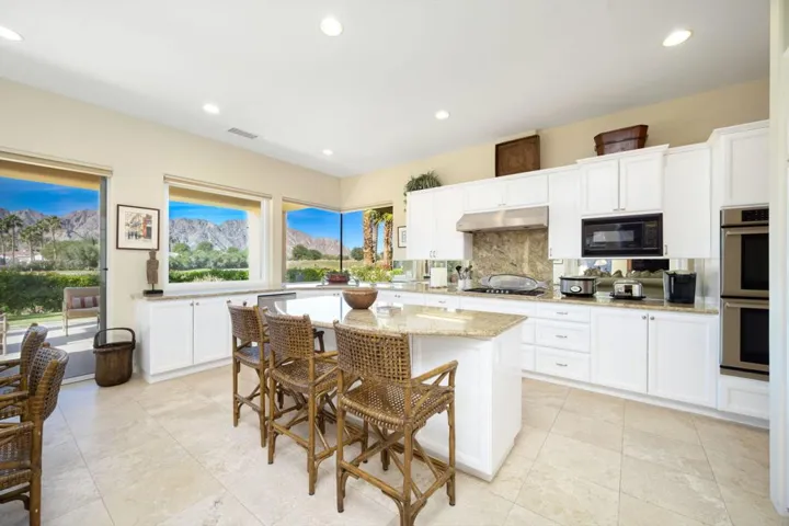 25-web-or-mls-GG_BraeBurn_1122_025