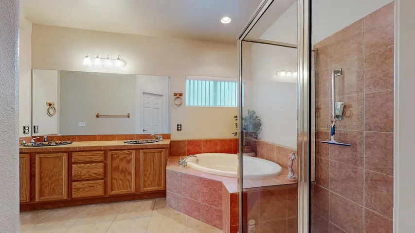 9319 Vista Del Vallel_LA360VR-24
