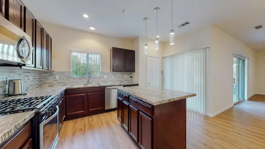 9319 Vista Del Vallel_LA360VR-14