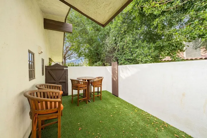 54-web-or-mls-KS_Vicente_1122_054