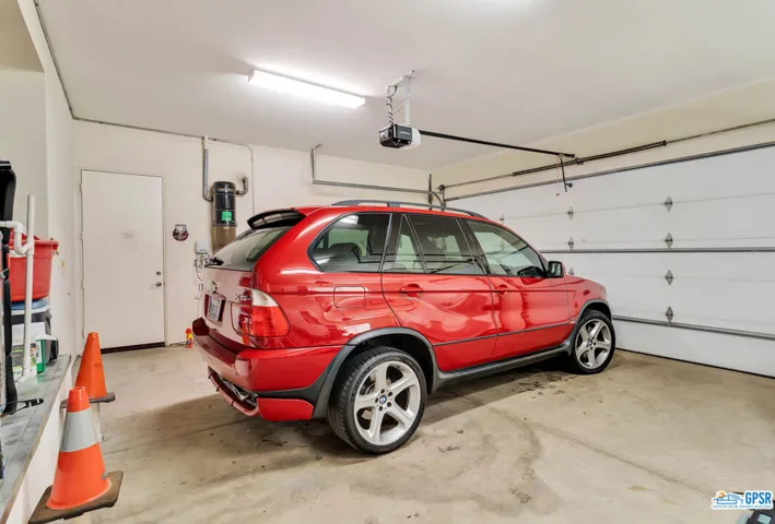 3 Car Garage