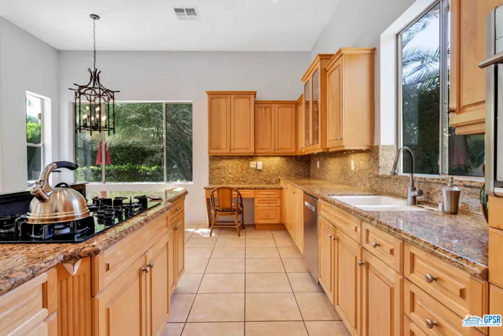 39615 Desert Sun Drive, Rancho Mirage, California 92270