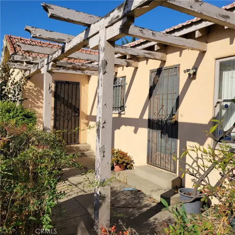 3805 Linden Avenue, Long Beach, California 90807