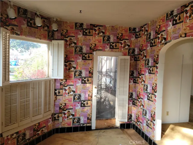 Enclosed Sun Porch/Atrium room