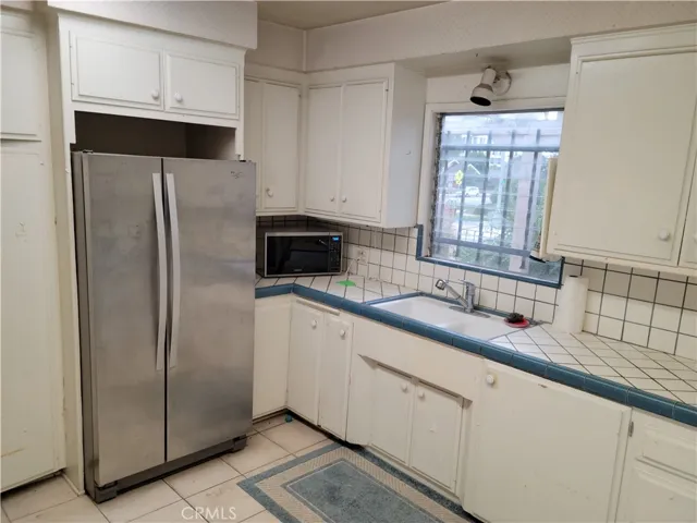 3805 Linden Avenue, Long Beach, California 90807