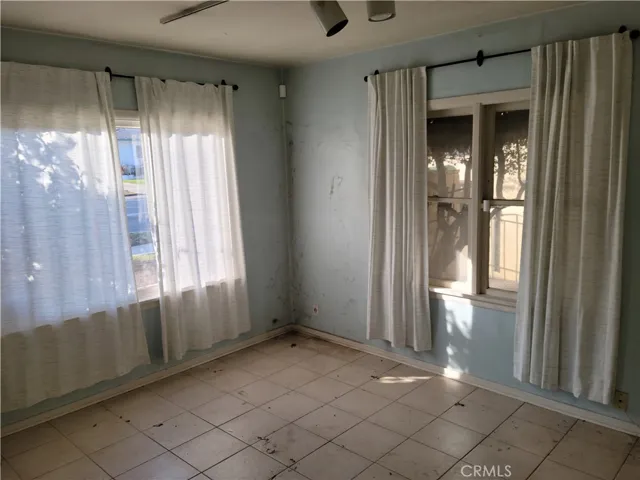 Breakfast room