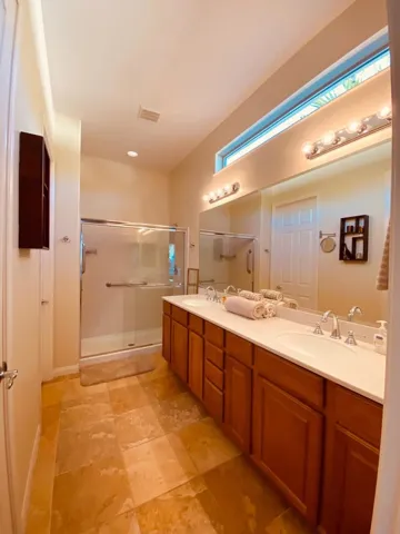Owners Bathroom