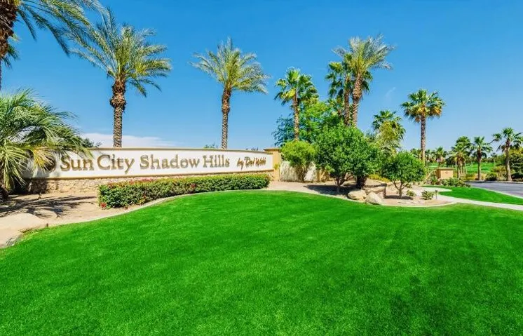 SCSH w grass entrance sign