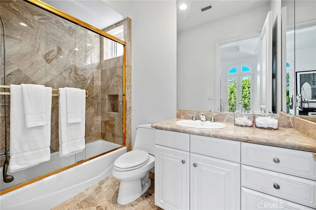 11709 Wetherby Lane, Los Angeles, California 90077 home-pic-22