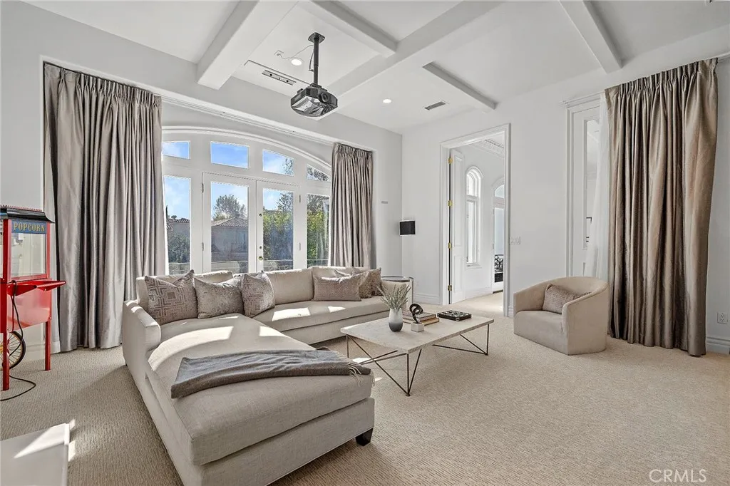 11709 Wetherby Lane, Los Angeles, California 90077 home-pic-32