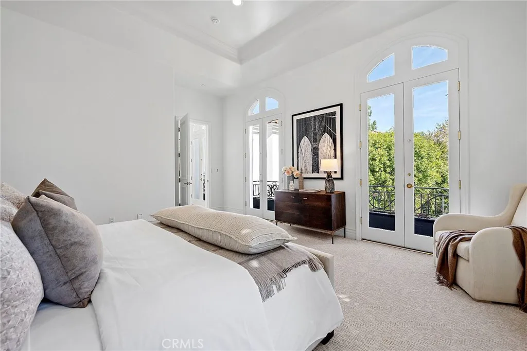 11709 Wetherby Lane, Los Angeles, California 90077 home-pic-21