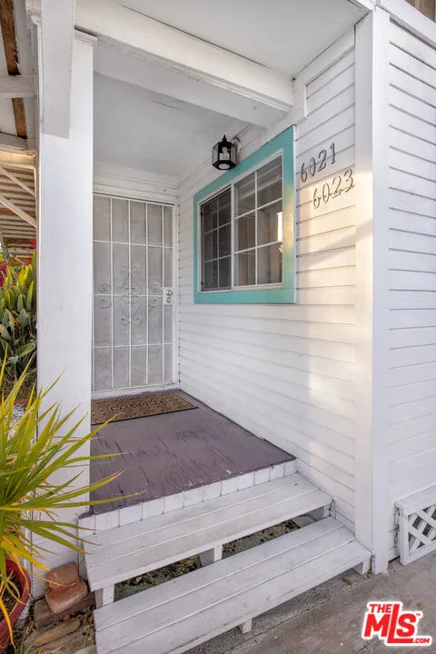 6021 Romaine Street, California home-pic-2