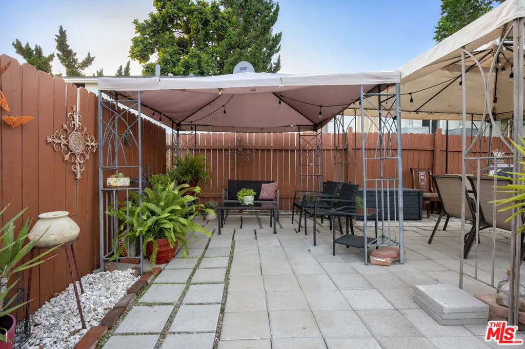 6021 Romaine Street, California home-pic-11
