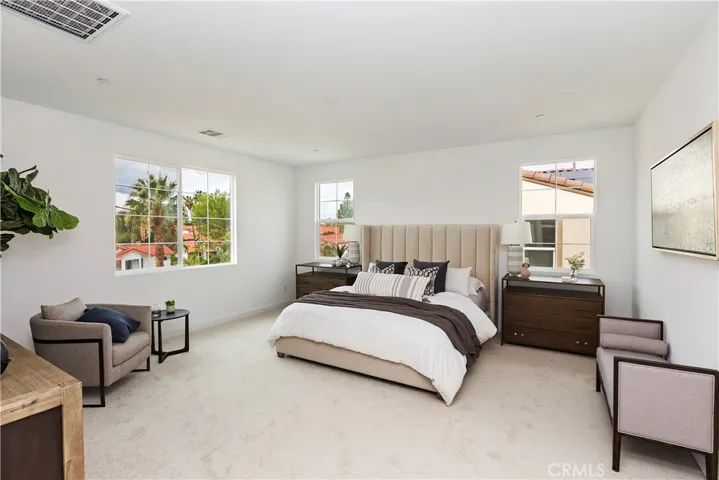 415 Harding Circle, Corona, California 92879