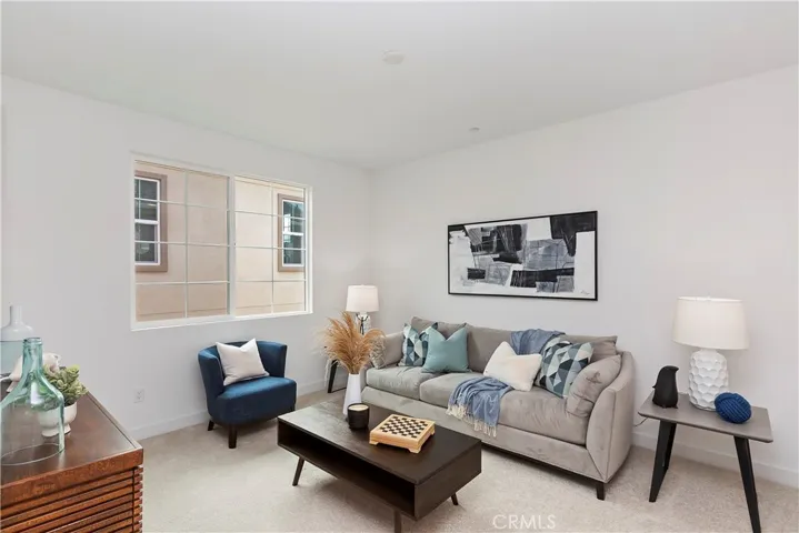 415 Harding Circle, Corona, California 92879