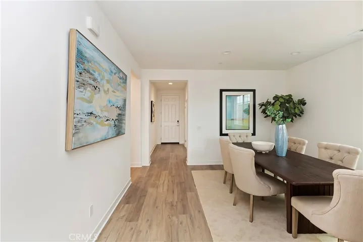 415 Harding Circle, Corona, California 92879