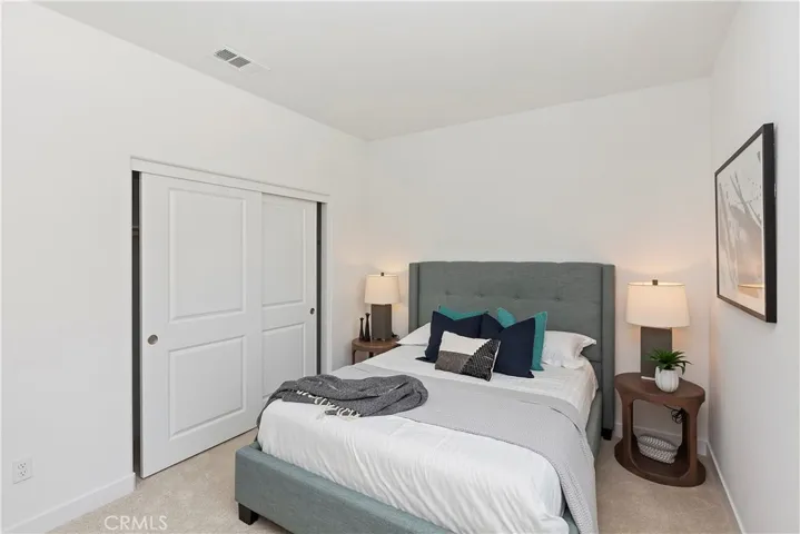 415 Harding Circle, Corona, California 92879
