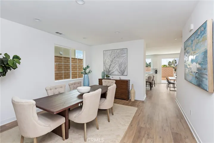 415 Harding Circle, Corona, California 92879