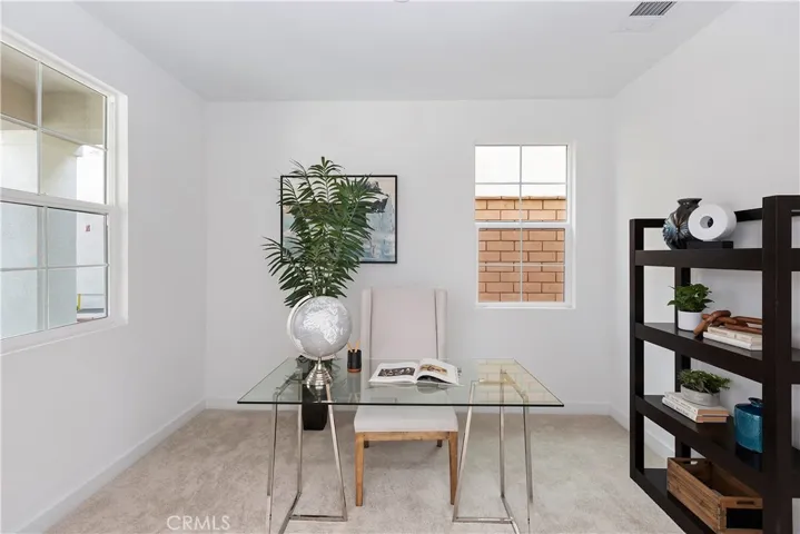415 Harding Circle, Corona, California 92879