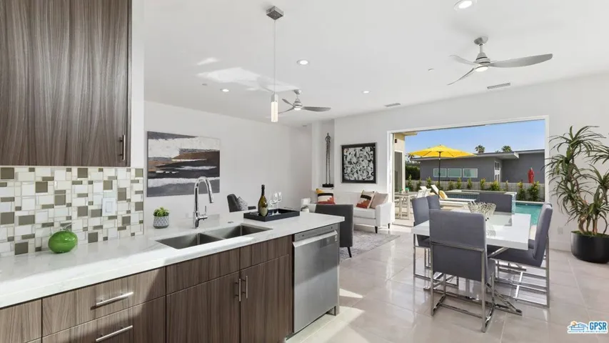760 S Palm Avenue, Palm Springs, California 92264