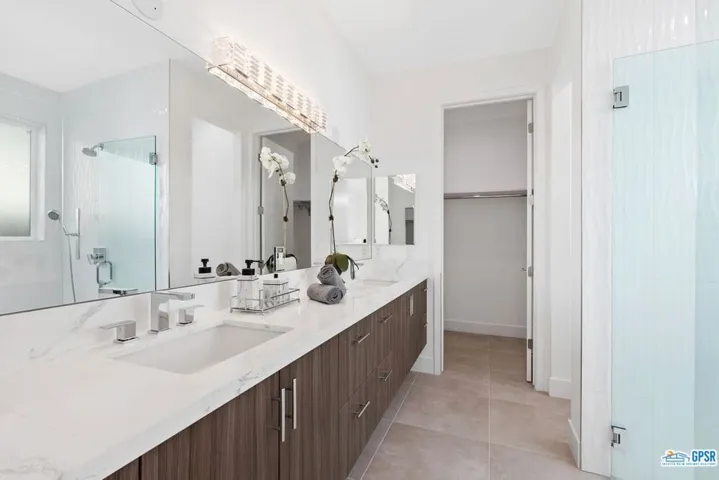 760 S Palm Avenue, Palm Springs, California 92264