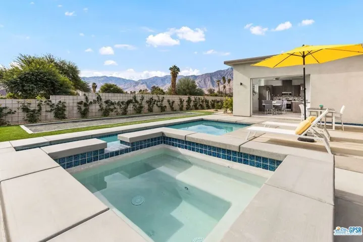 760 S Palm Avenue, Palm Springs, California 92264