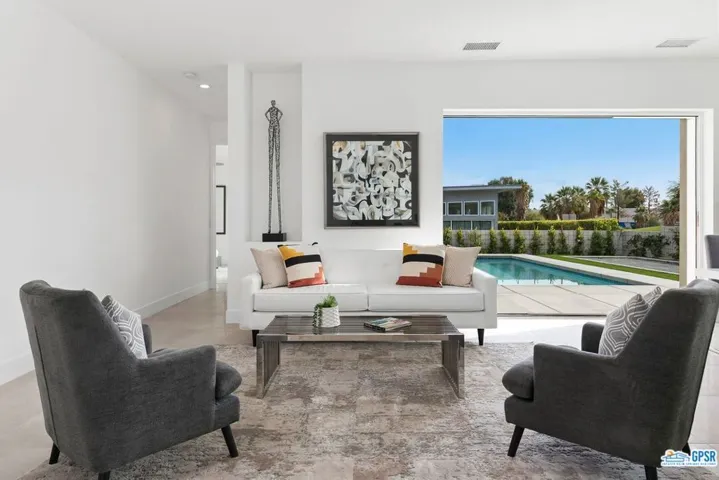 760 S Palm Avenue, Palm Springs, California 92264