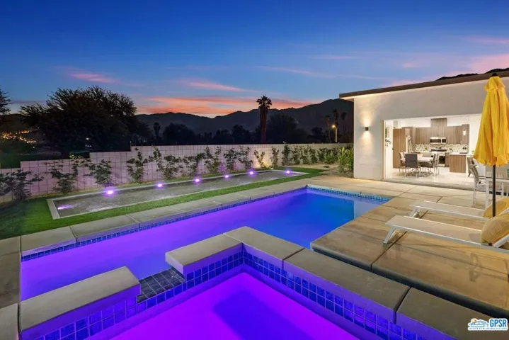 760 S Palm Avenue, Palm Springs, California 92264