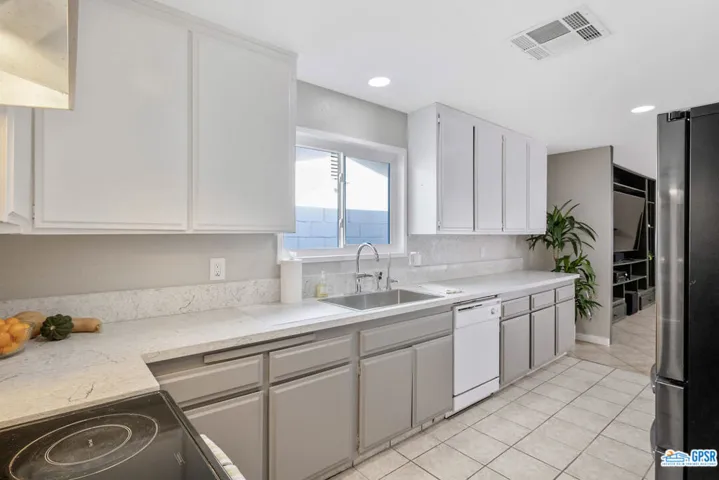 52620 Avenida Ramirez, La Quinta, California 92253