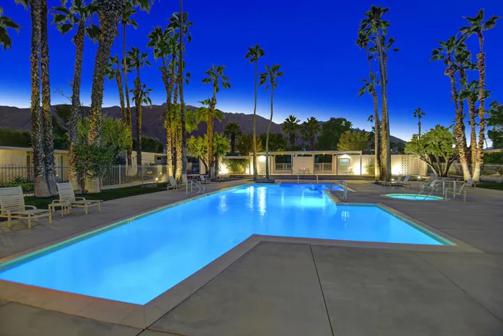 POOL AND SPA NIGHT MLS