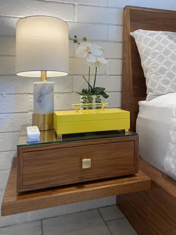 BUILT IN NIGHTSTAND VIGNETTE MLS