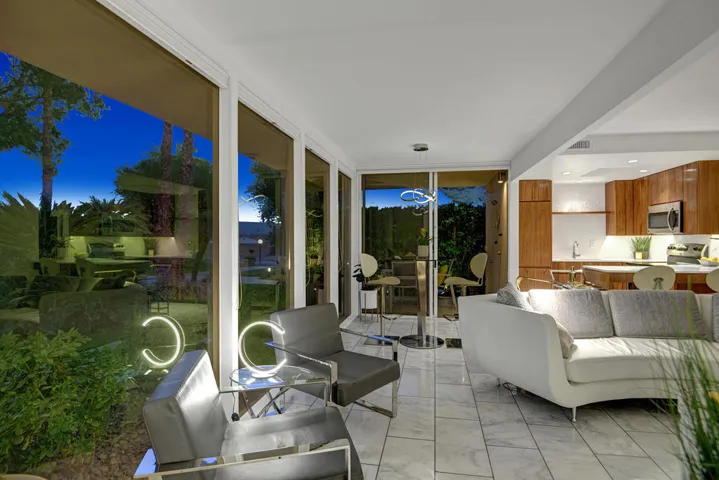 LIVING ROOM PICTURE WINDOWS NIGHT MLS
