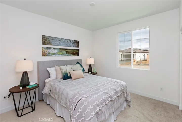 404 Harding Circle, Corona, California 92879