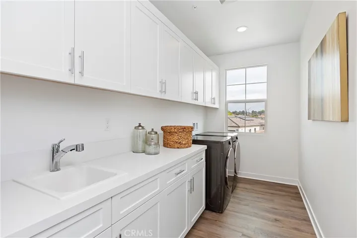 404 Harding Circle, Corona, California 92879