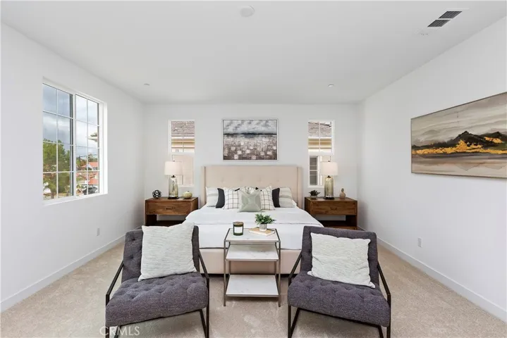 404 Harding Circle, Corona, California 92879