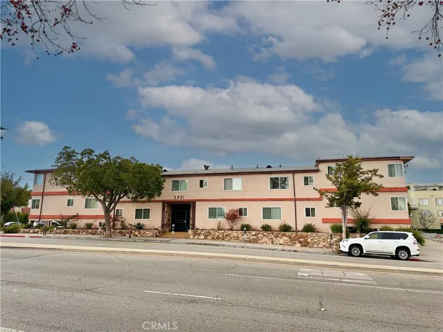 3401 Ocean Park Boulevard, Santa Monica, California 90405