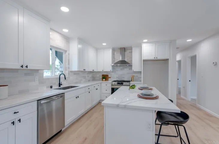 739 Camellia Street, Escondido, California 92027