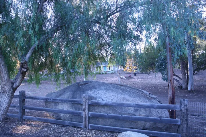 18643 Sussex Road, Riverside, California 92504