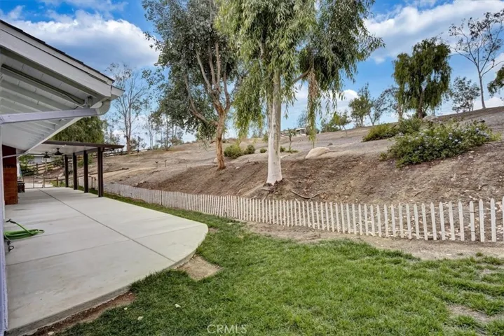 18643 Sussex Road, Riverside, California 92504