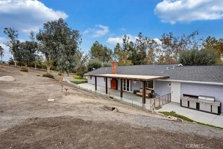 18643 Sussex Road, Riverside, California 92504