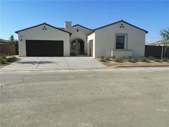 81826 Vida Bella Drive, La Quinta, California 92253